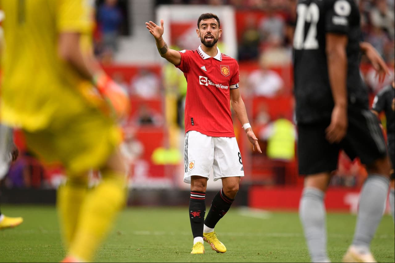 Manchester United venció al Arsenal con un doblete de Marcus Raschord y otro tanto de Antony, quien tuvo así un debut de ensueño.