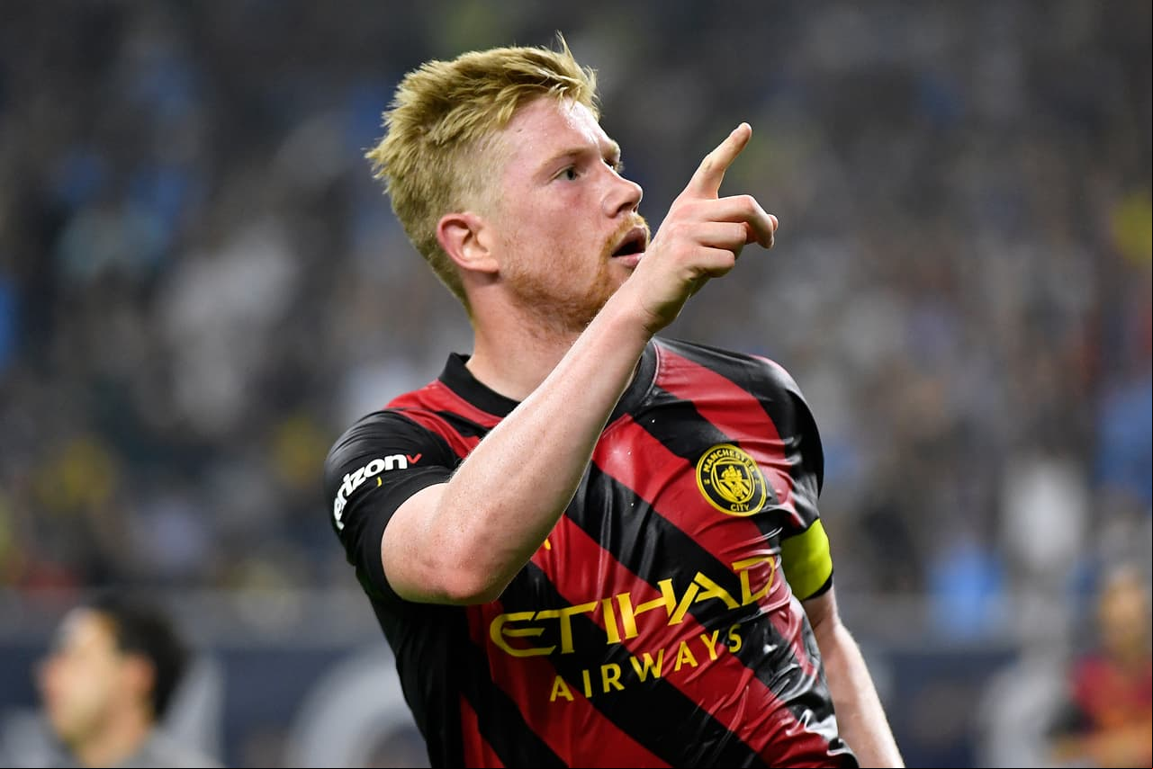 Manchester City metió el acelerador en el momento oportuno y se llevó el triunfo en un buen partido ante un América que no se amedrentó y que salió respondón en el primer tiempo. Hubo conato de bronca.