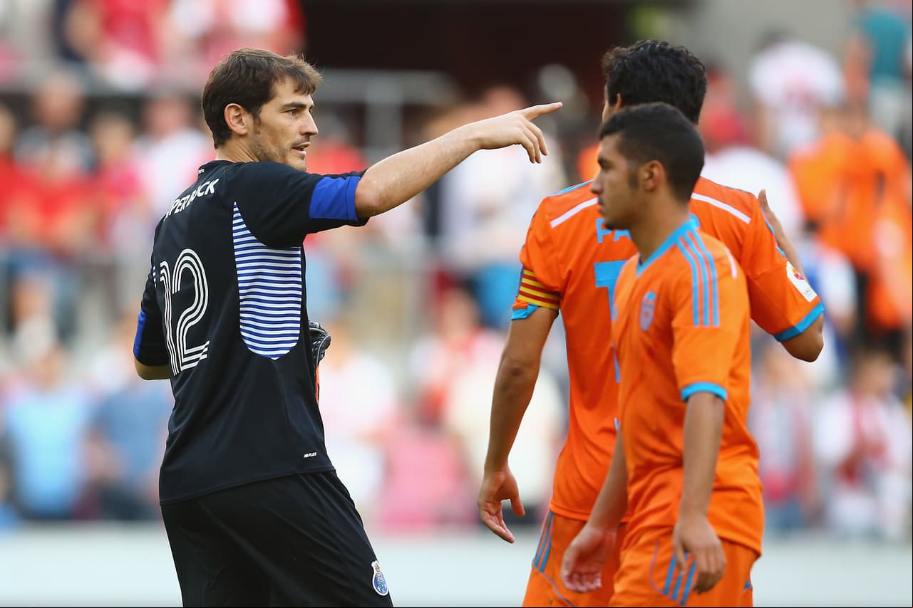 Valencia no ataca a Casillas y empata sin goles ante el Oporto en la Copa Colonia 