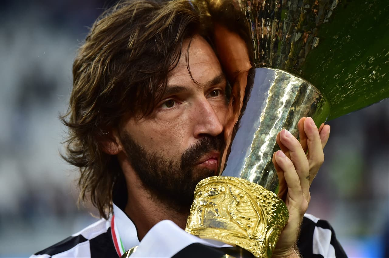 En el medio campo el toque experimentado de Andrea Pirlo es insuperable, colocación y precisión son su mejor sello, un especialista en cobros de tiro libre.