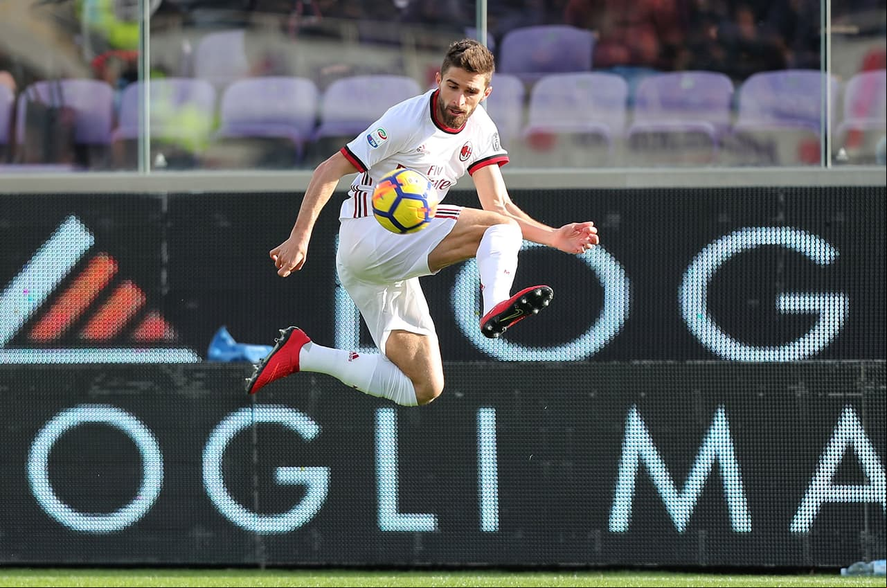 Milán, cauto hasta ese instante, imprimió más fuerza en su ataque para al menos llevarse un empate de Florencia.