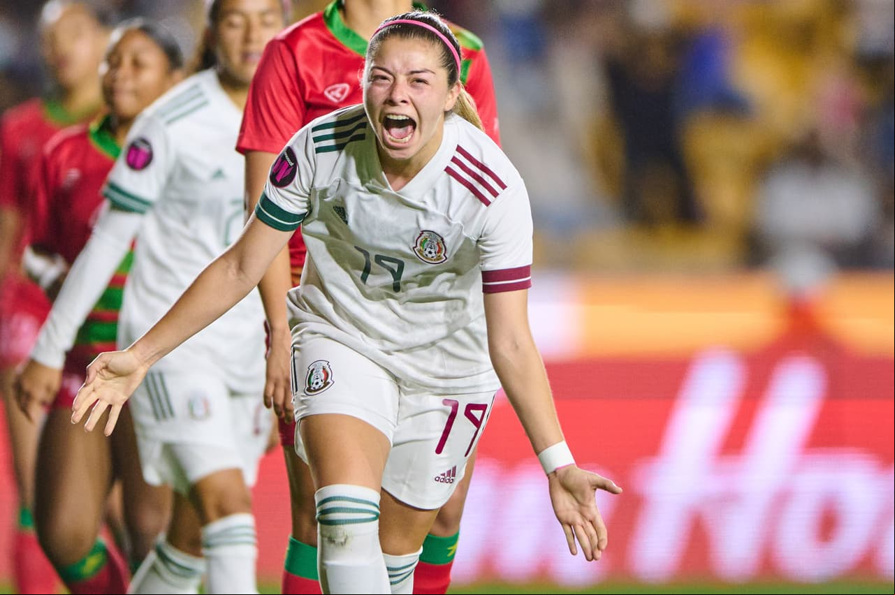 Arranca la jornada dos del premundial femenil y México arrolla 9-0 a la selección de Surinam.