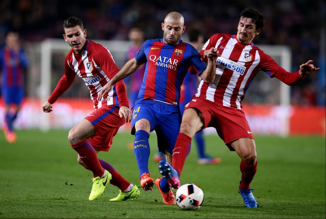 La 'jugada' de Javier Mascherano se dio entre el 2011 y 2012 cuando decidió cederle sus derechos de imagen a empresas fuera de España. Se declaró culpable y tuvo que pagar los 1,5 millones de euros que evadió más 200.000 euros de multa.