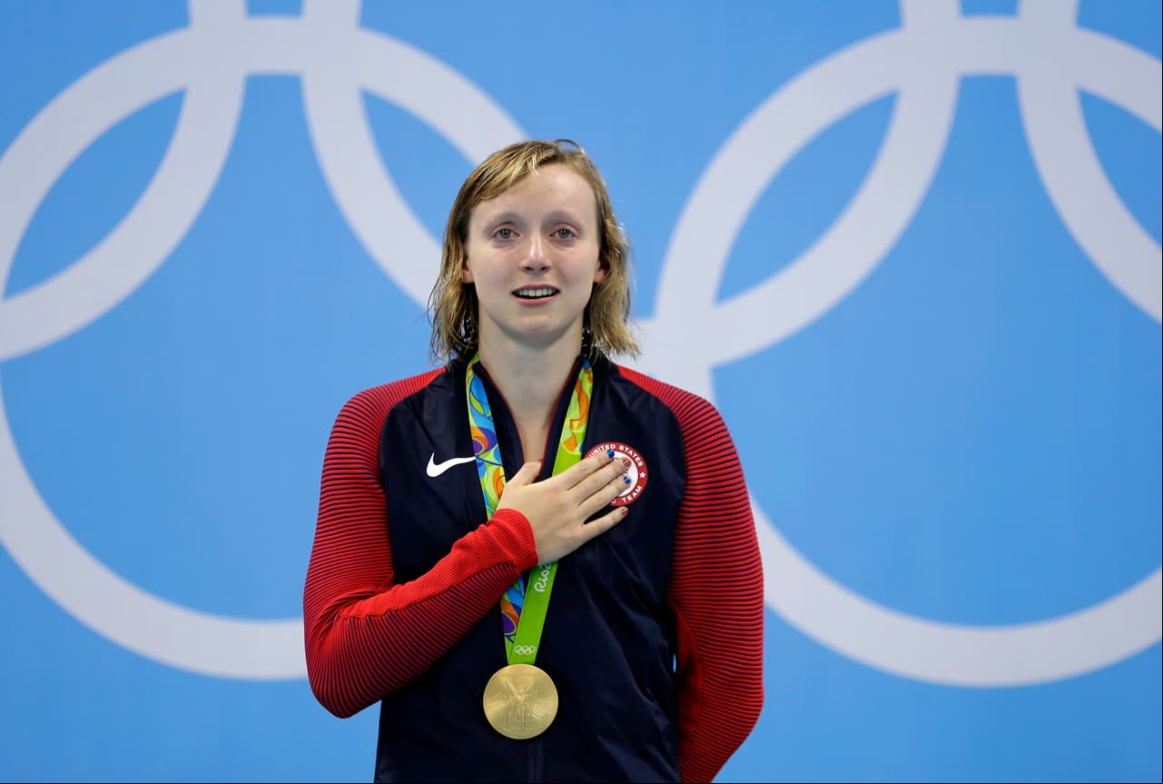 En esas mismas Olimpiadas, la estadounidense 
<b>Katie Ledecky </b>dominó las pruebas de natación ganando cuatro oros y con 
<b>19 años.</b>