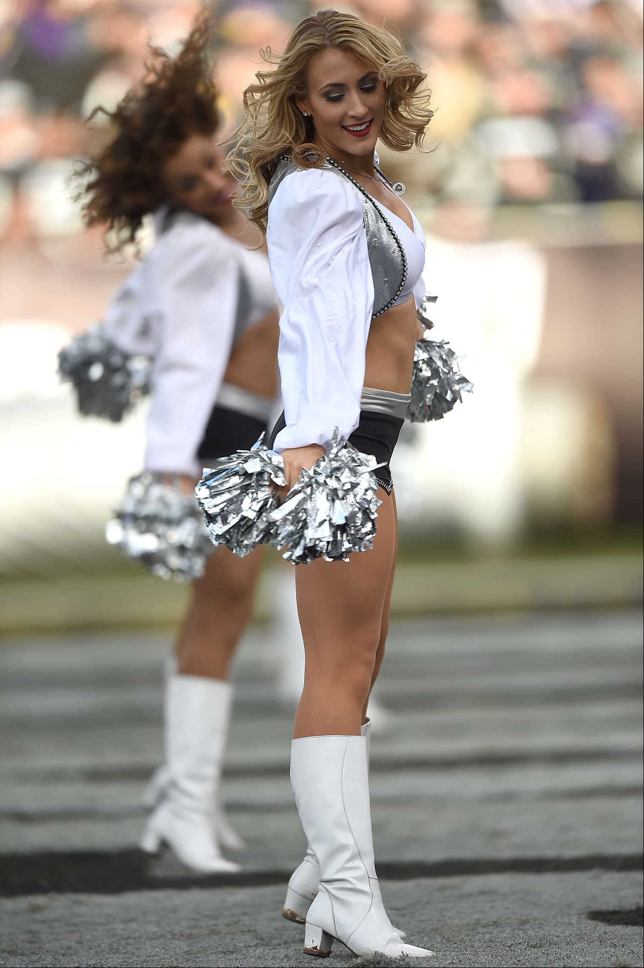 Checa las hermosas cheerleaders que llenaron de alegría la Semana 10 de la NFL.