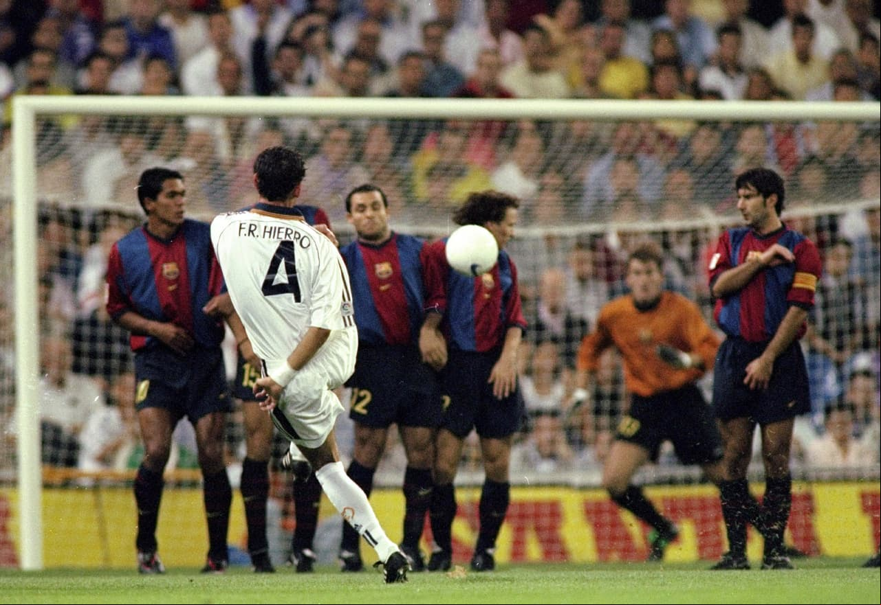 En la rivalidad de Real Madrid contra Barcelona fue respetuoso, lejano de la polémica que ha surgido actualmente. El capitán del equipo blanco siempre tuvo presente que también lo era de 'La Roja'.