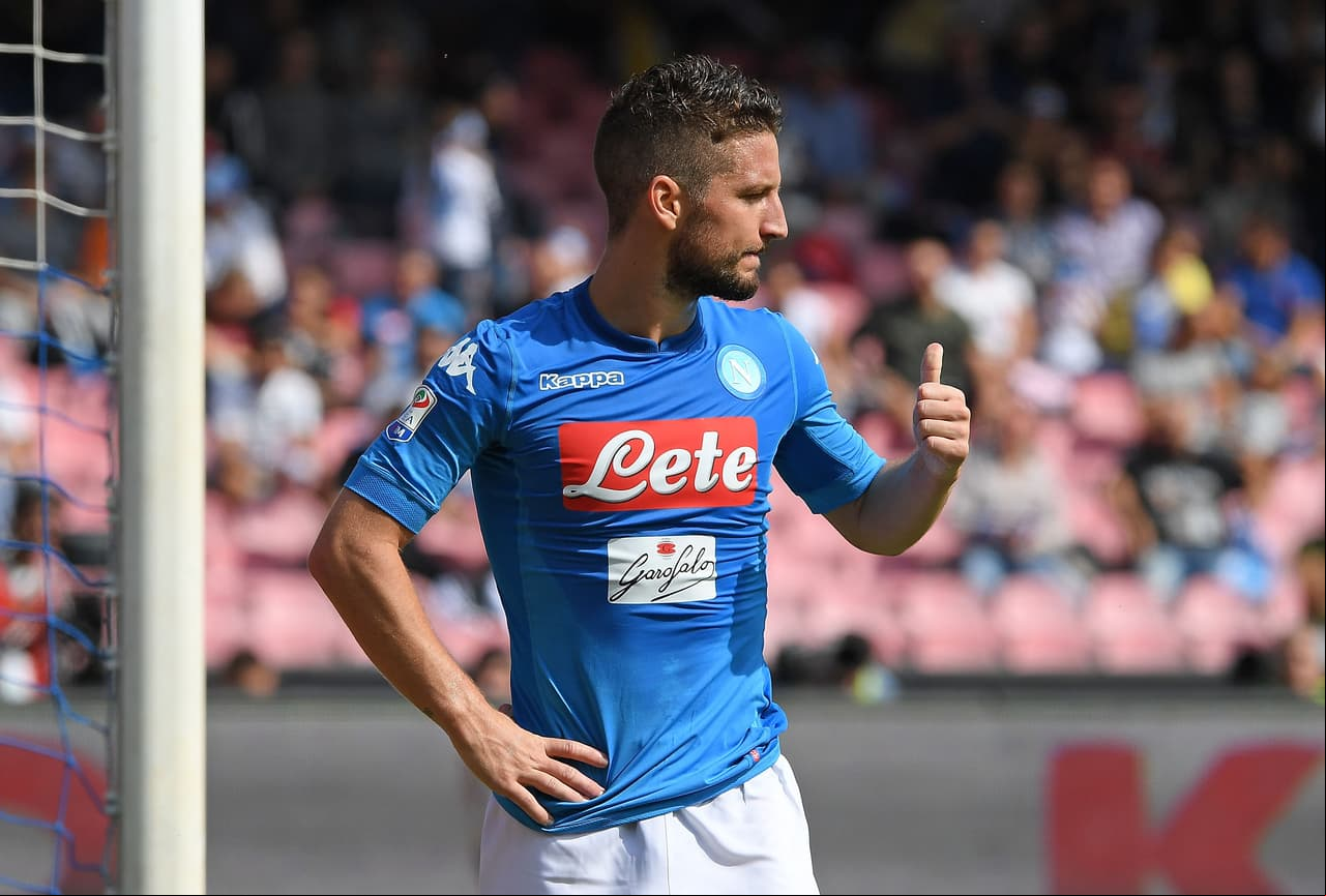El belga Dries Mertens es parte del Nápoles que sigue su curva de crecimiento y de una selección nacional que parece cada vez más imbatible.