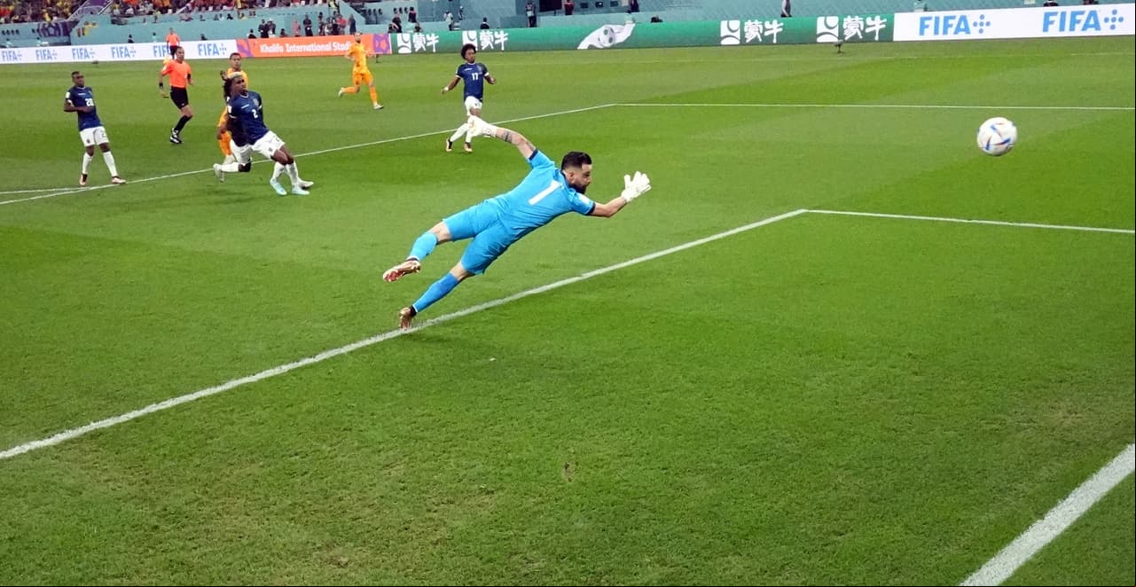 Países Bajos y Ecuador empataron 1-1 en la segunda jornada del Grupo A del Mundial Qatar 2022; Cody Gakpo abrió el marcador al minuto 6 y Enner Valencia lo igualó al 49’.