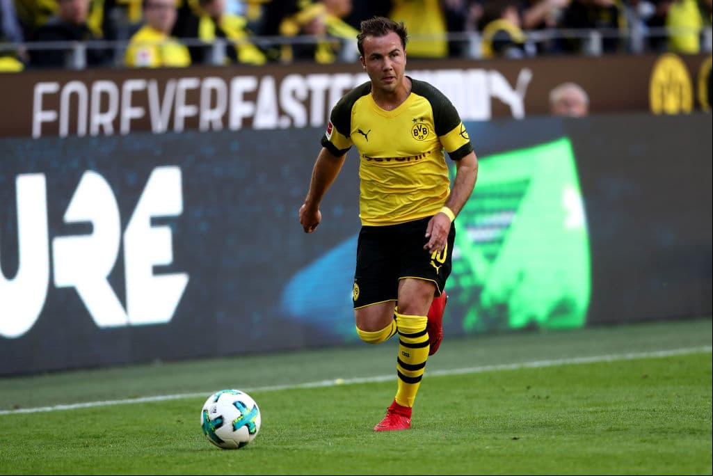 Al volante de 26 años de edad del Borussia Dortmund, Mario Götze, nada más se lo disputan Valencia, Olympique de Marsella, Arsenal, Everton y West Ham. A ver si el equipo 'Schwarzgelben' los suelta.