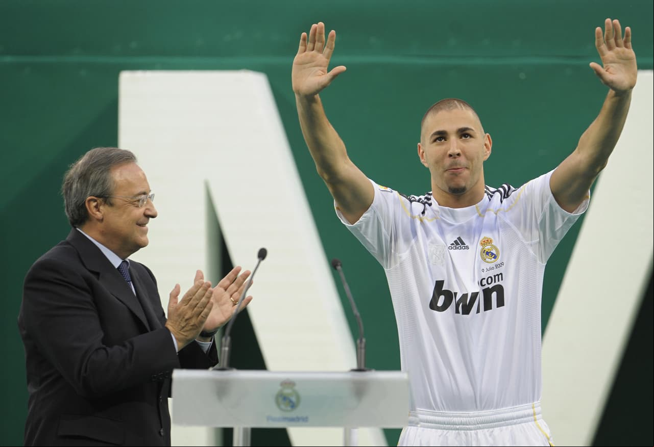En ese mismo verano arribó Karim Benzema desde el Lyon de Francia por 50 millones de dólares.