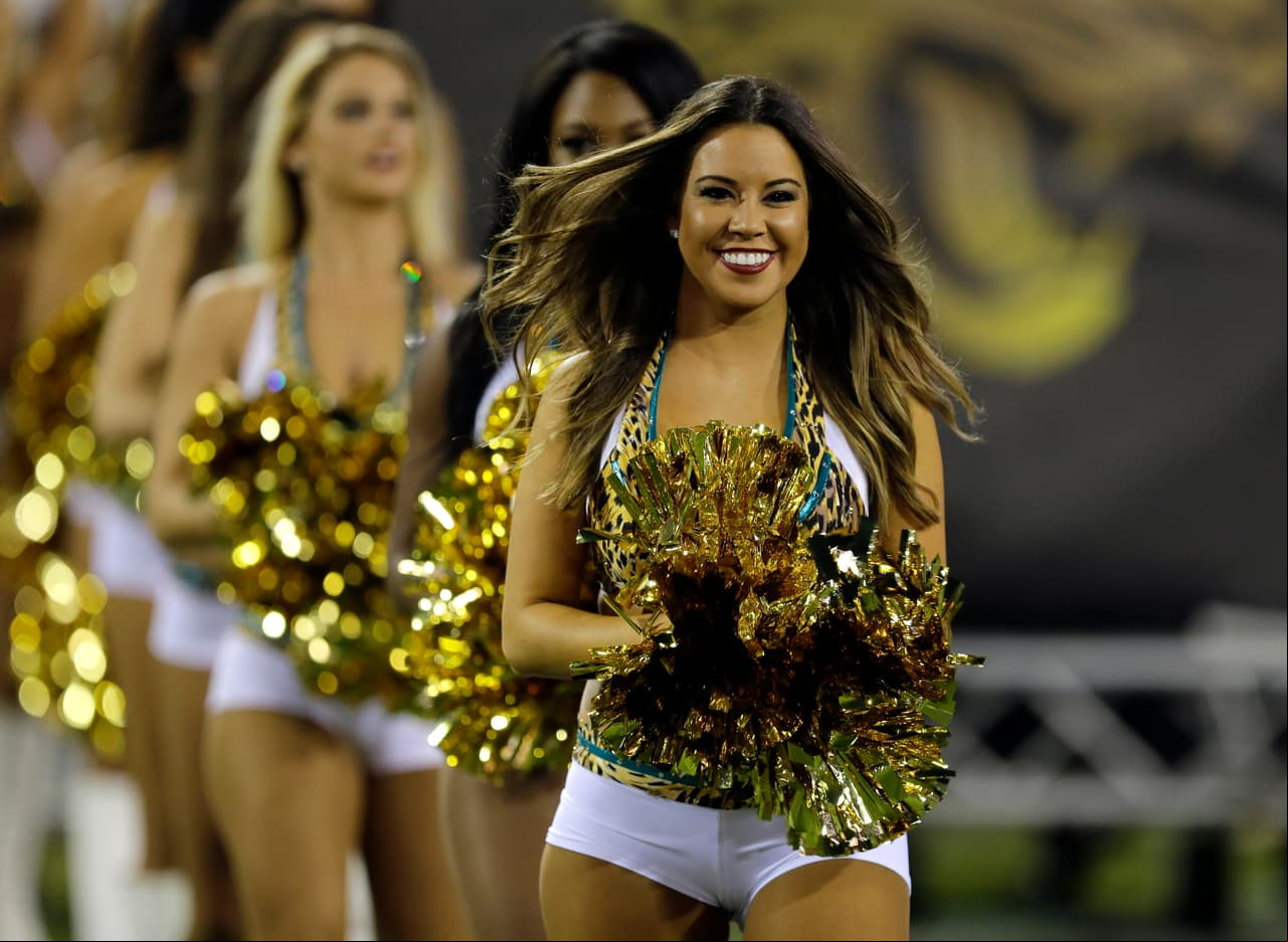 Frío y calor en la Semana 11 de la NFL, pero las cheerleaders ¡siempre hermosas!