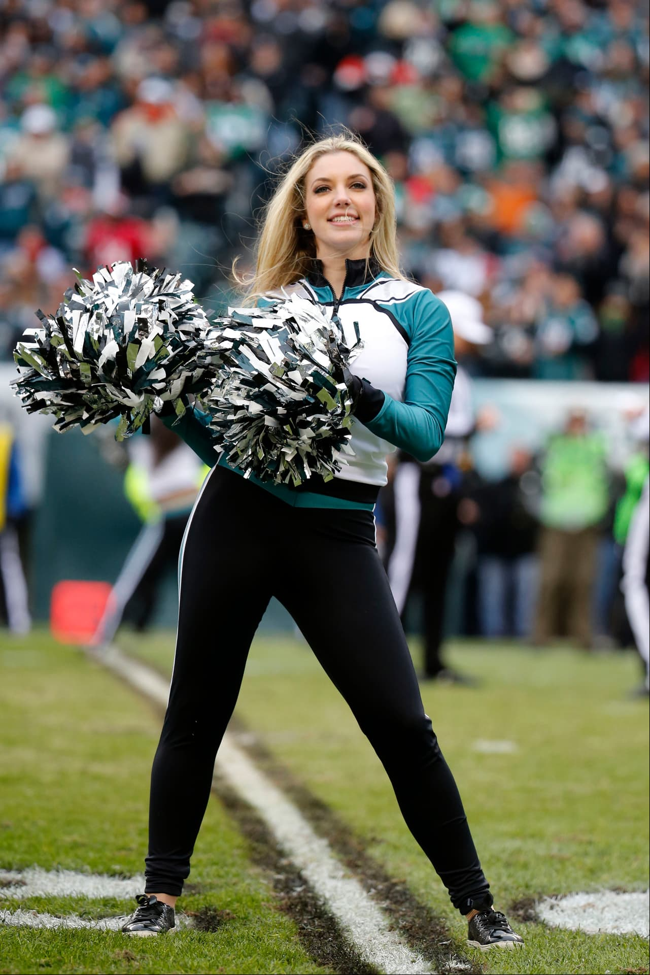 Frío y calor en la Semana 11 de la NFL, pero las cheerleaders ¡siempre hermosas!
