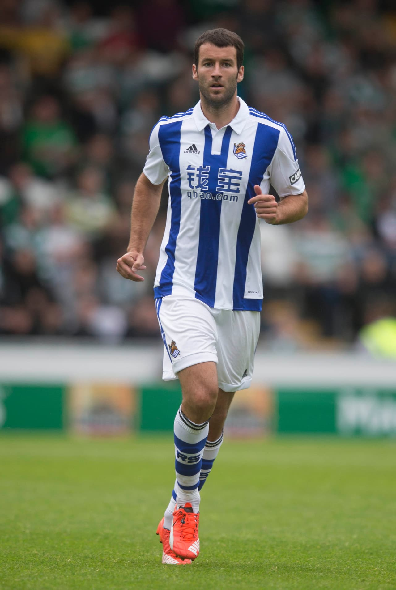 9 Imanol Agirretxe, Real Sociedad: Es uno de los ídolos de los seguidores dionostiarras que ha pasado toda su carrera en la Real desde inferiores y quien tendrá la responsabilidad de marcar los goles del cuadro vasco ante la ausencia de referentes ofensivos salvo Vela.