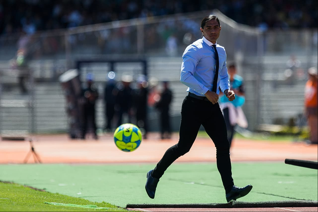 Juan Francisco Palencia es otro de los abanderados jóvenes de la dirección técnica en la Liga MX. Cuenta con la ventaja de que como jugador y directivo, ya fue parte de Chivas.