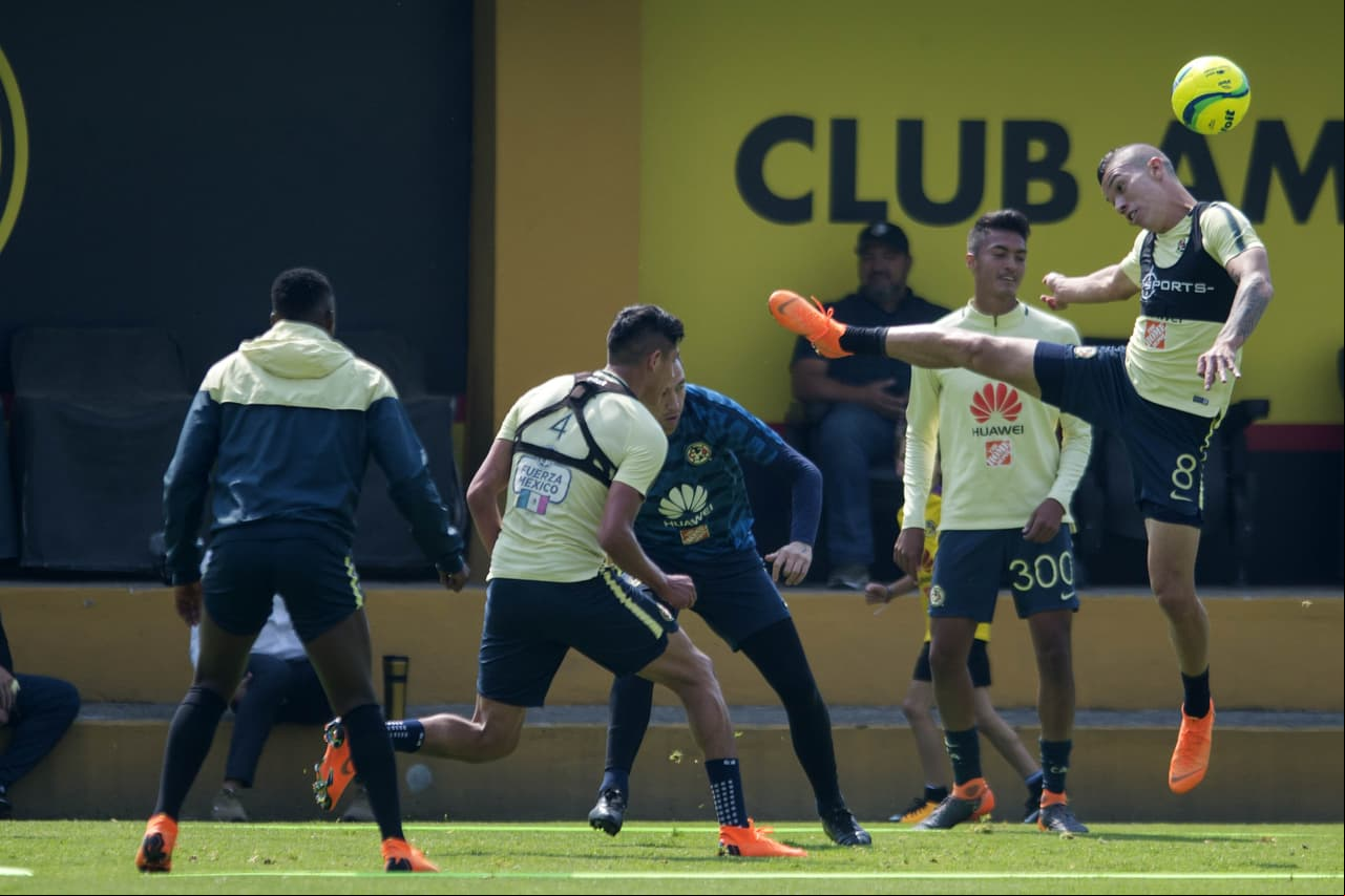 América enfrentará a Pumas en cuartos de final de la Liguilla del Clausura 2018, Clásico Capitalino en el que será visitante. Por eso se prepara en medio de un ambiente de confianza y precaución.