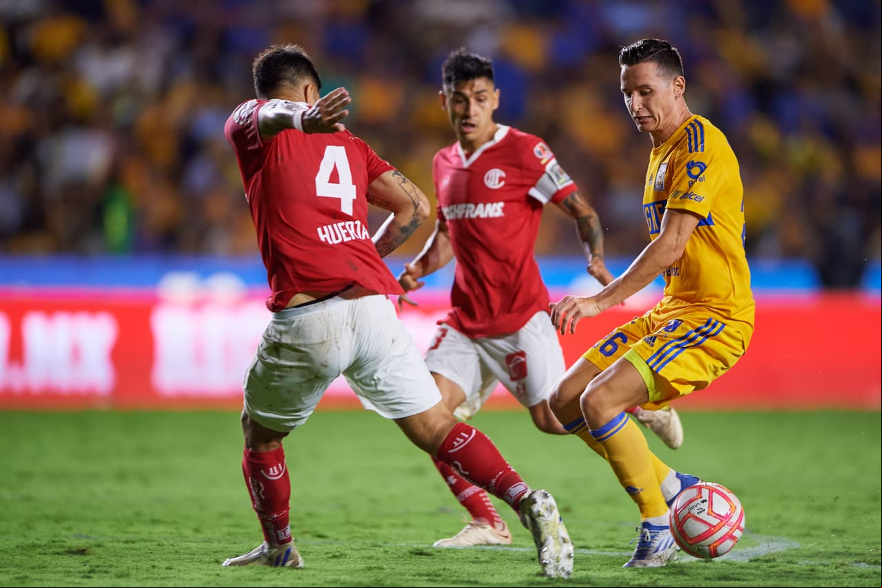 Tigres se impuso 3-1 al Toluca con goles de Sebastián Córdova, André-Pierre Gignac y Florian Thauvin en la Jornada 13 del Apertura 2022.