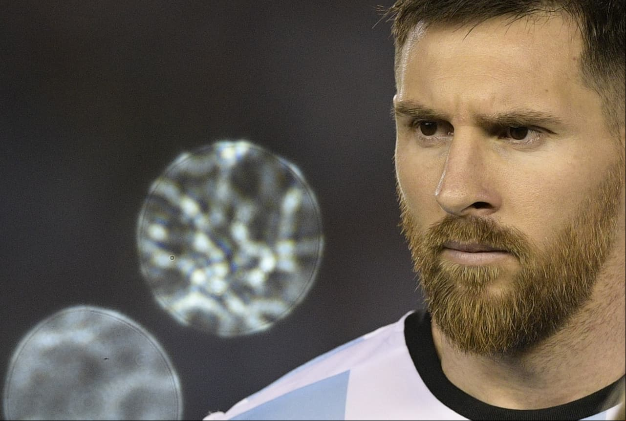 Argentina jugará ante Bolivia en La Paz con la ausencia de Messi por faltarle al respeto al abanderado brasileño Marcelo Van Gasse.
