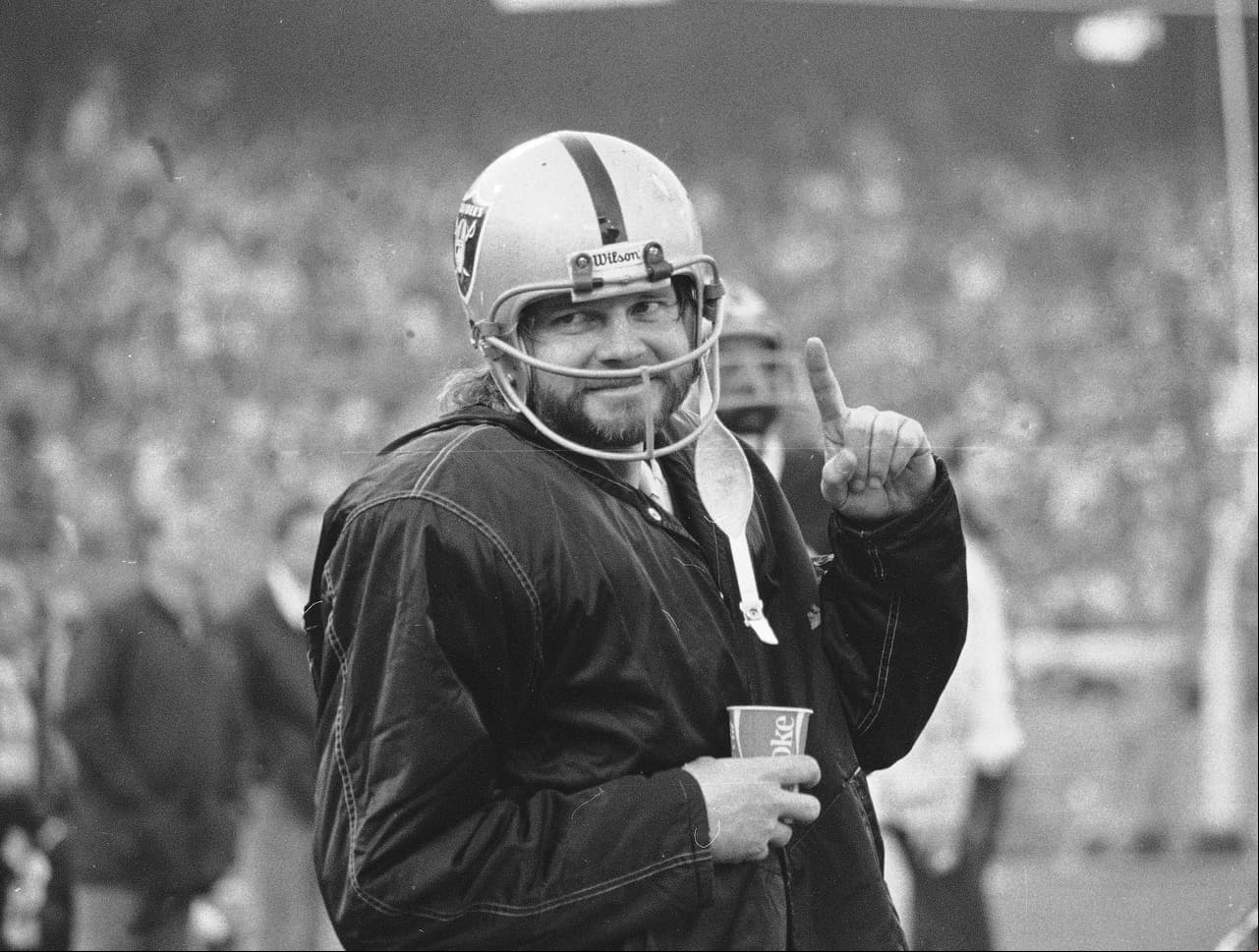 Ken Stabler, glorioso ex quarterback de los Raiders, falleció a los 69 años