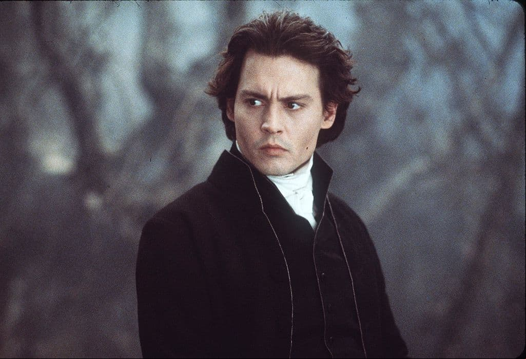 “Desde los 11 años, Johnny Depp
<b> </b>ha consumido todo tipo de sustancias, como marihuana, cocaína, éxtasis, LSD, analgésicos recetados, opiáceos y setas mágicas…
<b> </b>era una forma de escapar de los problemas familiares", afirma Paul Barresi, uno de los investigadores.