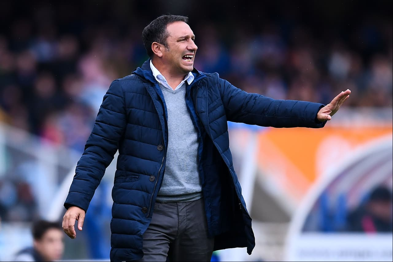 - Eusebio Sacristán (Real Sociedad): ganó 11 títulos como jugador del F.C. Barcelona entre 1988 hasta 1995.