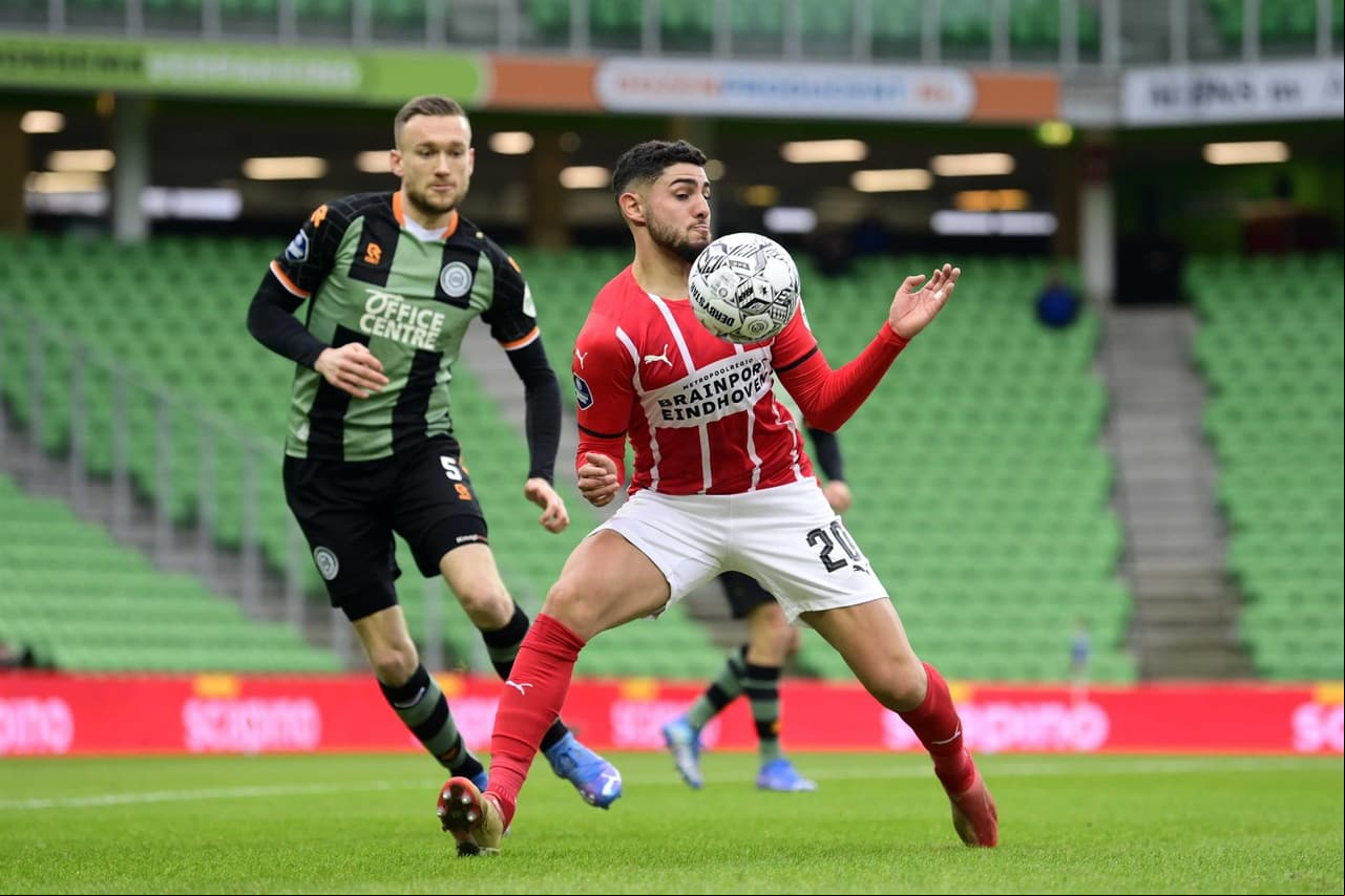PSV se impone al Groningen por la mínima con anotación de Mario Gotze al minuto 10' del encuentro, durante la fecha 19 en la Eredivisie. Erick Gutiérrez fue titular los 90 minutos del encuentro.
