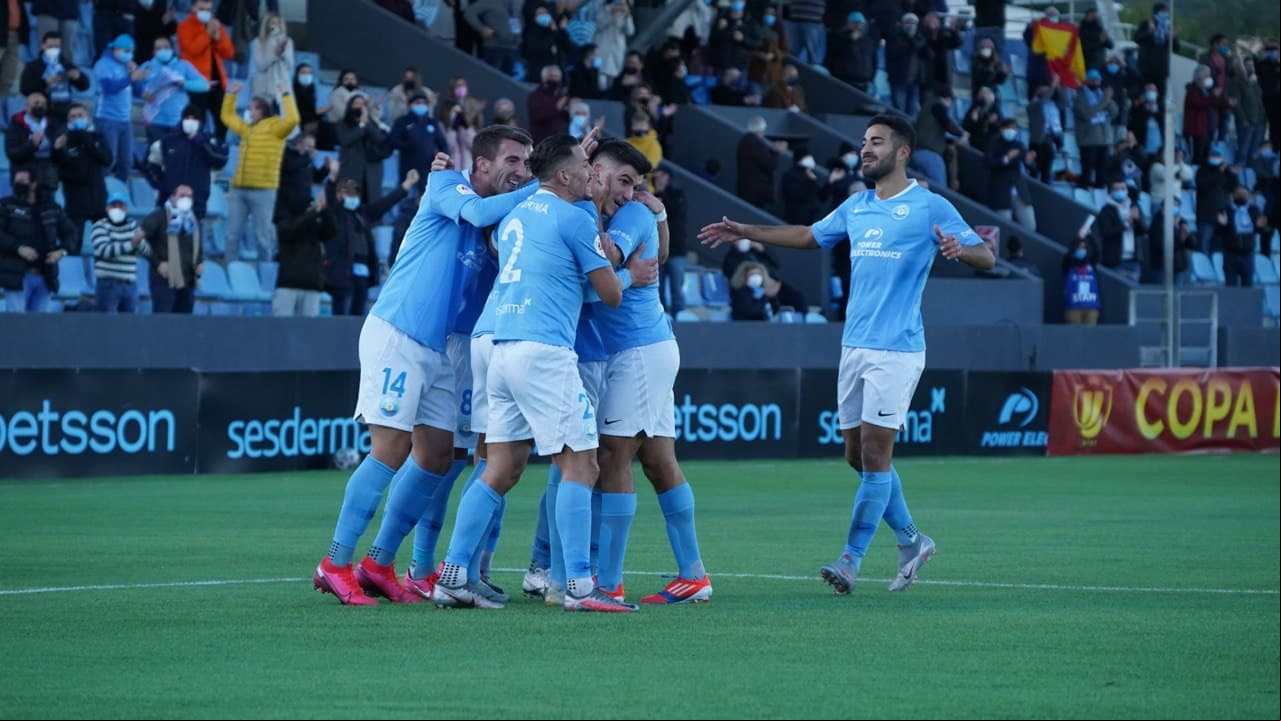 Unión Deportiva Ibiza goleó y despachó 5-2 al Celta de Vigo. El mexicano Araujo no entró al terreno de juego.