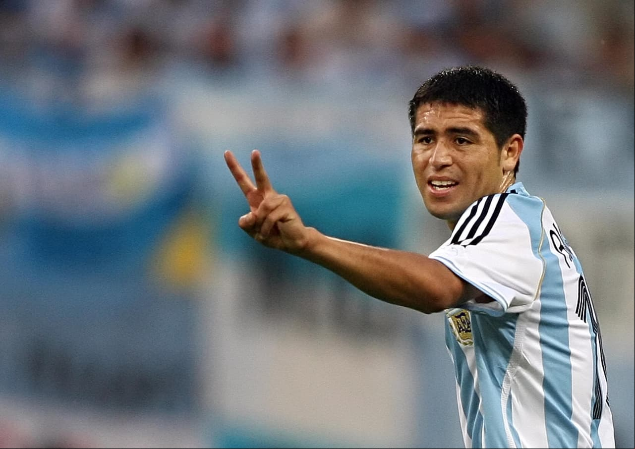 La calidad de Riquelme fue proporcional a su ausencia para asumir el protagonismo que por su talento los argentinos esperaban que mostrara con la albiceleste para sobresalir.