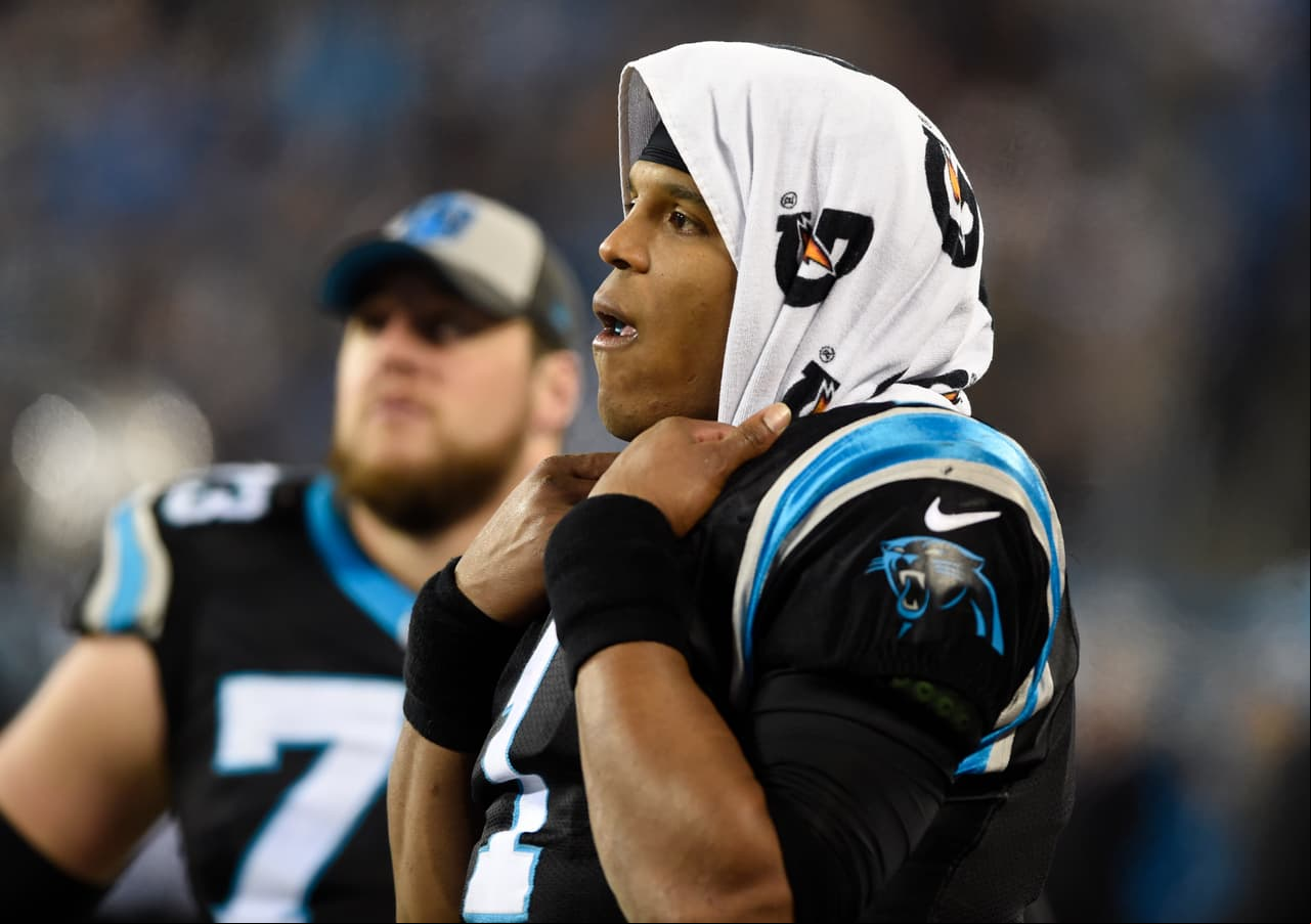 Cam Newton lamenta la derrota de los Panthers contra Saints de Lunes por la noche.