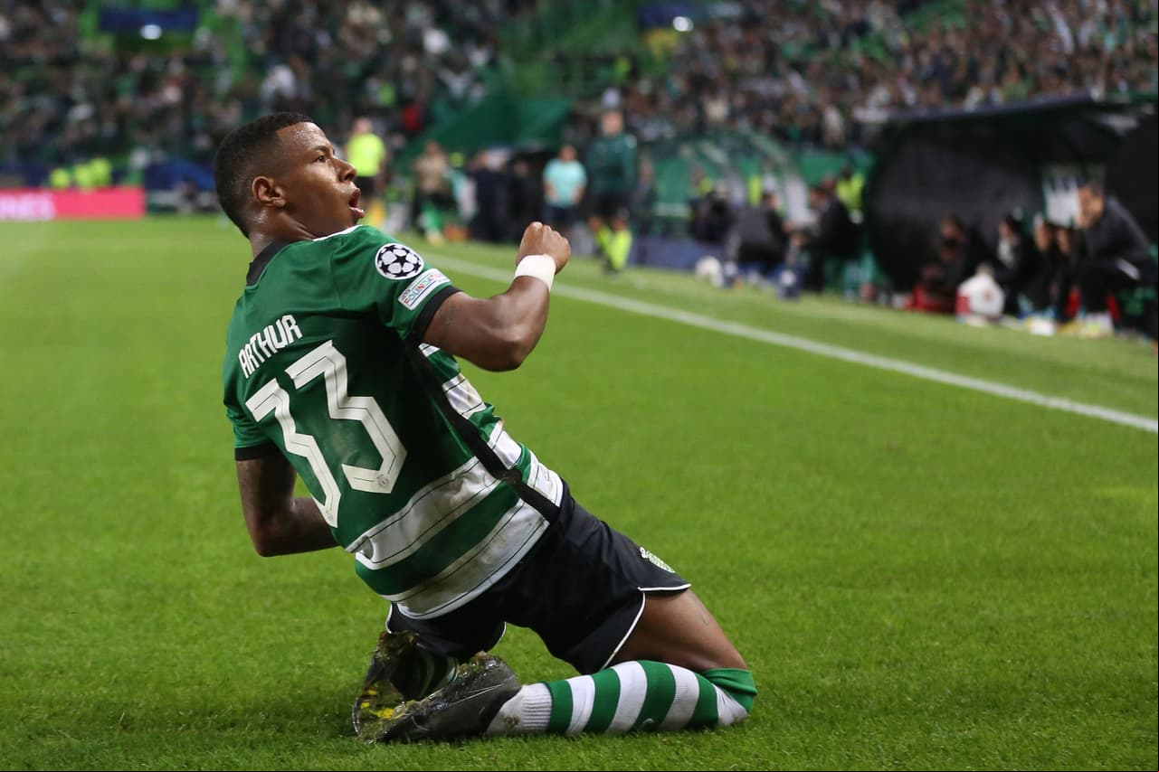 Sporting Lisbon's Brazilian forward Arthur Gomes celebrates after scoring his team's first goal during the UEFA Champions League 1st round Group D football match between Sporting  and Eintracht Frankfurt at the Jose Alvalade stadium in Lisbon on November 1, 2022. (Photo by CARLOS COSTA / AFP) (Photo by CARLOS COSTA/AFP via Getty Images)