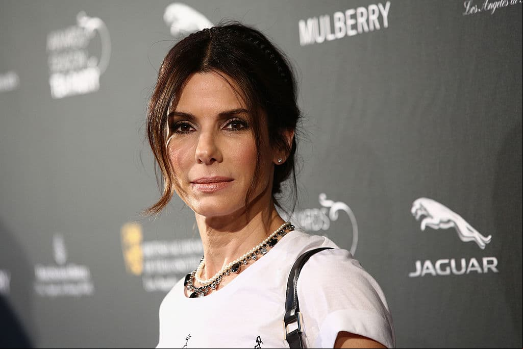 Sandra Bullock luce radiante a los 57 años: 9 looks que la coronaron como una fashionista